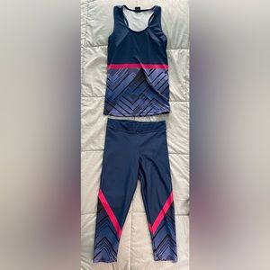 Women’s Dark Purple and Pink Tank Top and Leggings matching set Size M